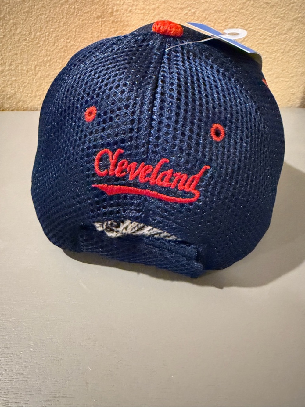 Cleveland Script Mesh Snapback Hat – NWT - Picture 4 of 6
